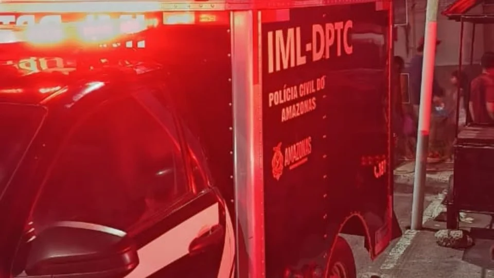 Homem é morto a tiros após briga por vaga de estacionamento em Manaus