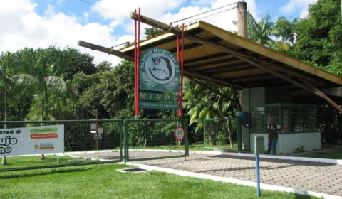 Corpo de homem é encontrado boiando no igarapé do Mindu em Manaus