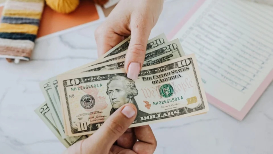 Dólar hoje (6/11) dispara com a vitória de Trump nas eleições dos EUA