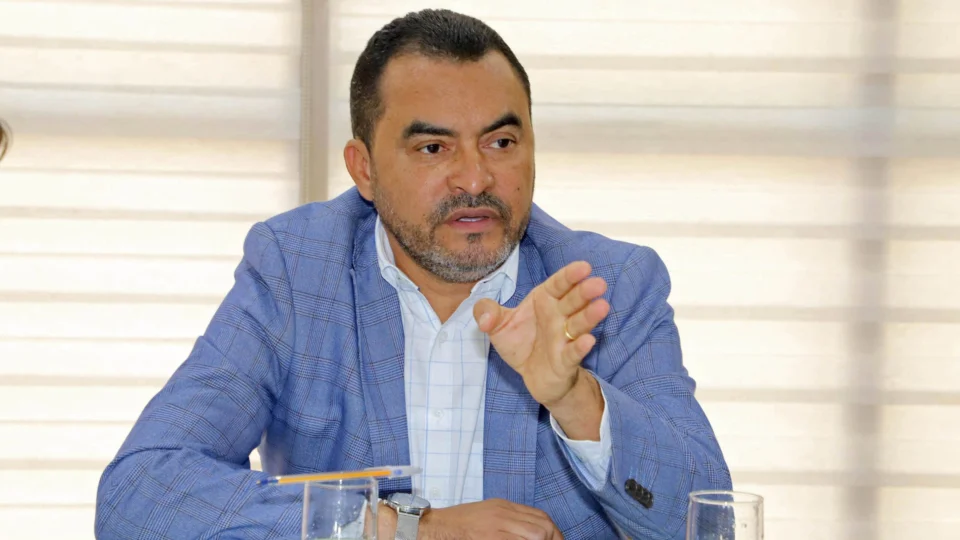 Wanderlei Barbosa determina afastamento do diretor do Colégio Militar onde alunos cantaram palavras de ódio