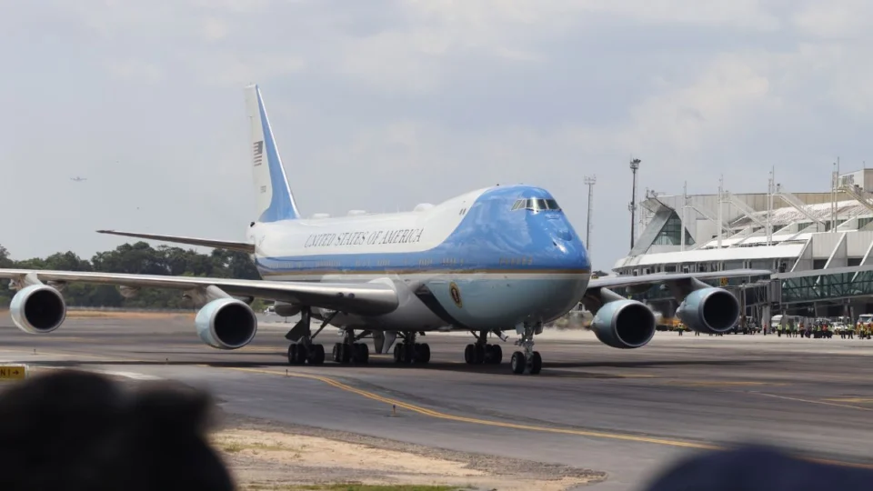 Joe Biden, presidente dos Estados Unidos, desembarca em Manaus; veja