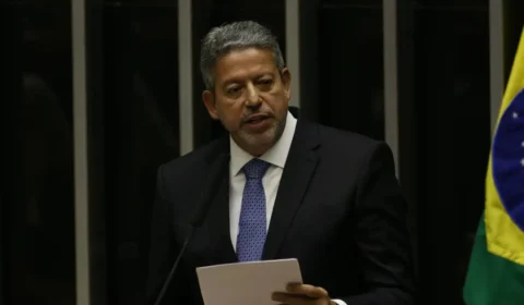 Grupo de 21 deputados pede arquivamento do PL da Anistia a Arthur Lira; veja os nomes