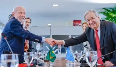 Lula terá reuniões bilaterais com 11 líderes do G20 neste domingo (17)