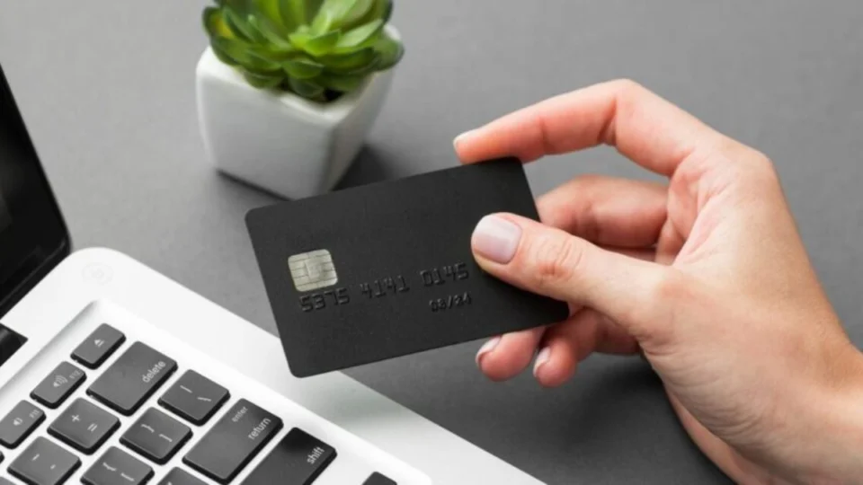 Saiba como solicitar cartão de crédito MEI do governo federal