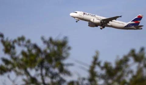 Voa Brasil: mais de 16 mil bilhetes são emitidos para aposentados