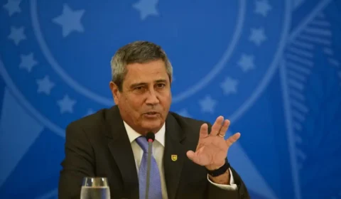 “Tese fantasiosa”, afirma Braga Netto sobre acusações de golpe