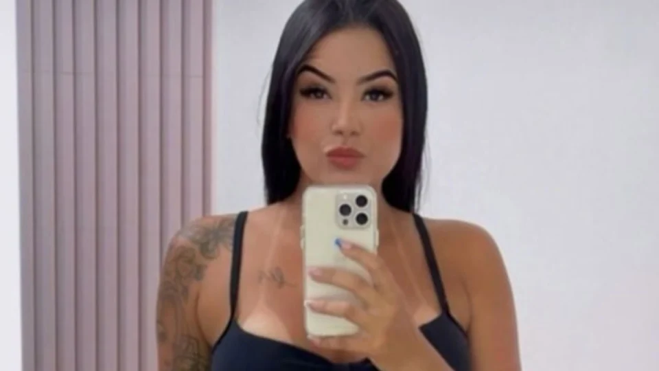 Empresária é morta a tiros pelo ex-marido em frente a salão de beleza onde trabalhava