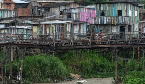 Manaus lidera com maior concentração de escolas em favelas na região Norte