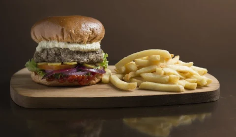 Quem tem colesterol alto pode comer o quê? Veja dicas de dieta