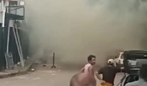 Veja vídeos: incêndio de grandes proporções em bar assusta comerciantes em Manaus