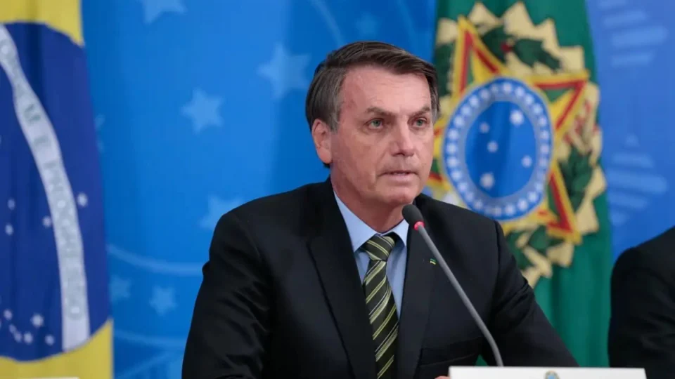 Bolsonaro e 36 indiciados podem ser julgados só em 2025