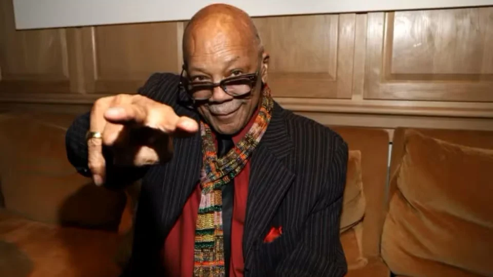 Morre Quincy Jones, produtor musical de sucessos de Michael Jackson