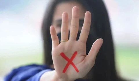 Rondônia aprova lei que expõe dados de condenados por violência contra a mulher