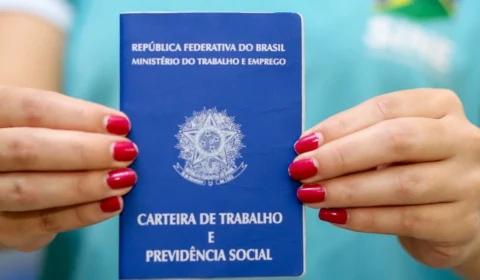 Mais de 200 vagas de emprego estão abertas no DF nesta véspera de Natal (24)