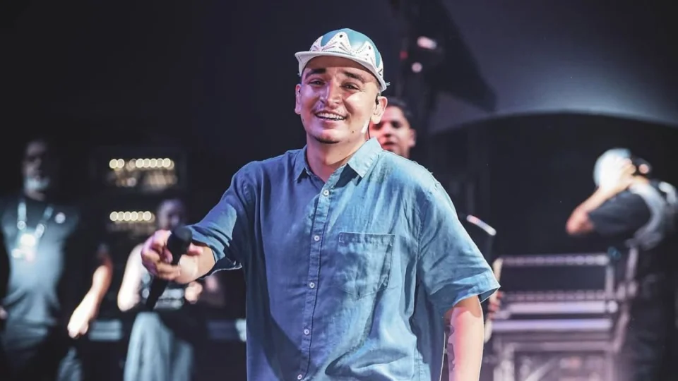 Cantor João Gomes faz show gratuito na segunda-feira (30) em Palmas