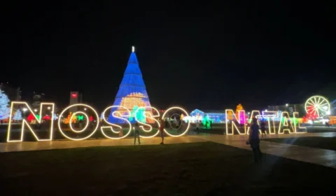 ‘Nosso Natal’ atrai milhares de pessoas à Esplanada dos Ministérios, em Brasília