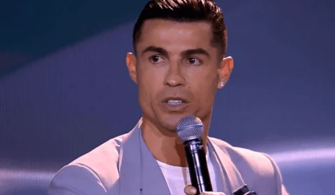 VÍDEO: Cristiano Ronaldo afirma que Vini Jr. merecia a Bola de Ouro durante discurso
