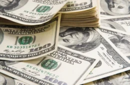 Dólar sobe para R$ 6,14 e bate recorde nominal de cotação; confira