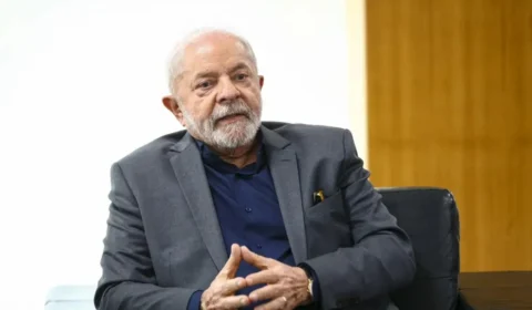 Lula passa por procedimento médico para evitar novo sangramento