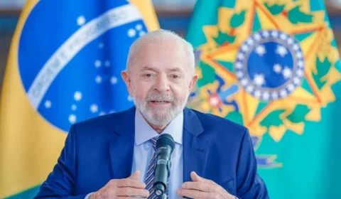 Lula comemora avanço do PIB e reforça compromisso do governo em criar ‘mais emprego e renda’