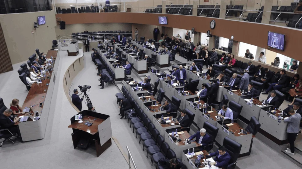 Câmara Municipal de Manaus aprova LDO de R$ 11,1 bilhões para 2026