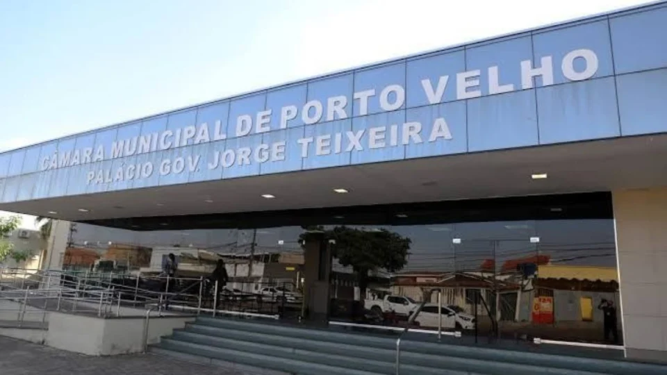 Prefeito, vice e secretários de Porto Velho terão novos salários; confira valores