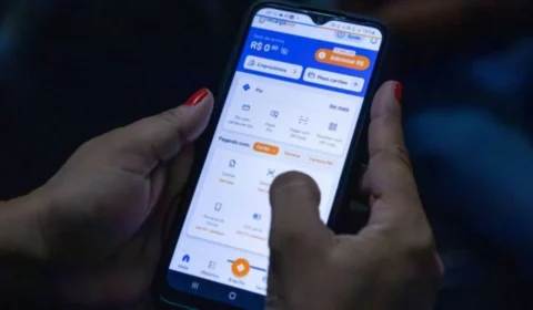 Saiba como funcionam aplicativos para recarga do ComCard em Porto Velho