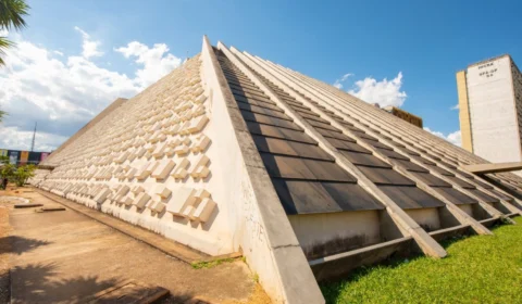Teatro Nacional: Sala Martins Pena reabre com shows de Chitãozinho & Xororó e Melhores do Mundo