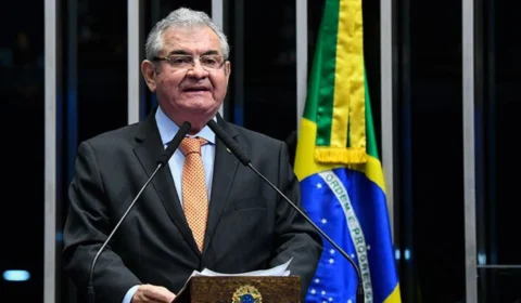 Lei orçamentária será votada após o recesso parlamentar, diz relator