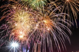 O que abre no Ano Novo em Manaus? Confira o funcionamento do comércio