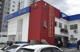 Cantor de arrocha é preso por estuprar enteada de 13 anos em Manaus, vítima ficou grávida