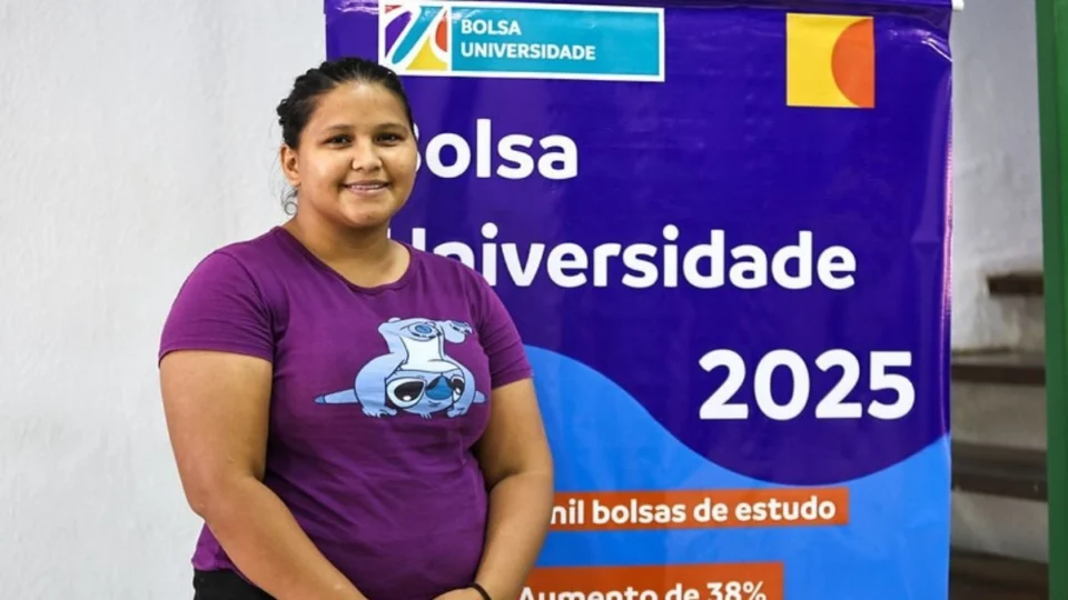 Edital do Bolsa Universidade 2025 é lançado em Manaus; mais de 45 mil vagas