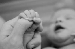 Nomes de bebês em 2024: Helena domina registros e quebra jejum de 7 anos no Brasil