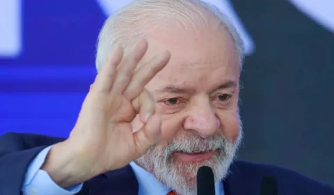 Lula recebe alta hospitalar neste domingo (15)