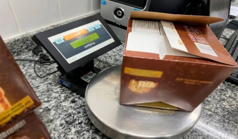 Operação ‘Natal Seguro’ reprova marca de panetone por irregularidade em Manaus