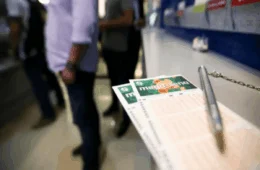 Mega da Virada tem seis ganhadores; cada aposta leva R$ 181,8 milhões