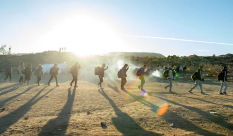 Homens são presos por migração ilegal de mais de 40 pessoas em Roraima