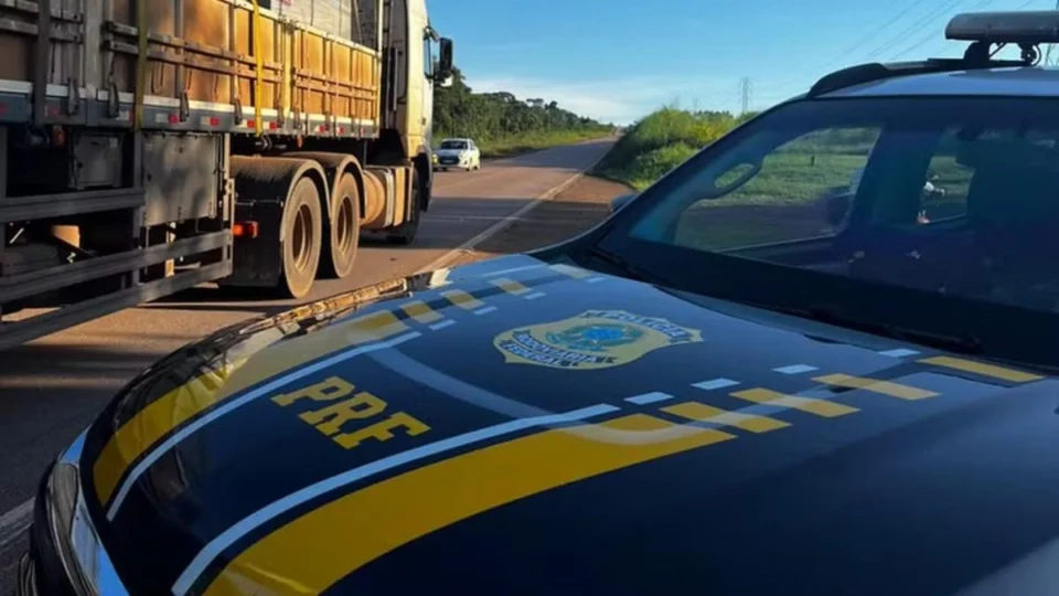 Colisão na BR-174 em Mucajaí mata motociclista e deixa outro ferido
