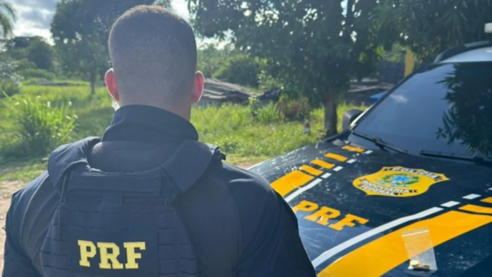 PRF apreende ouro transportado de forma ilegal em Rondônia