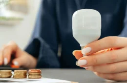 Conta de luz vai ficar mais barata em fevereiro; entenda