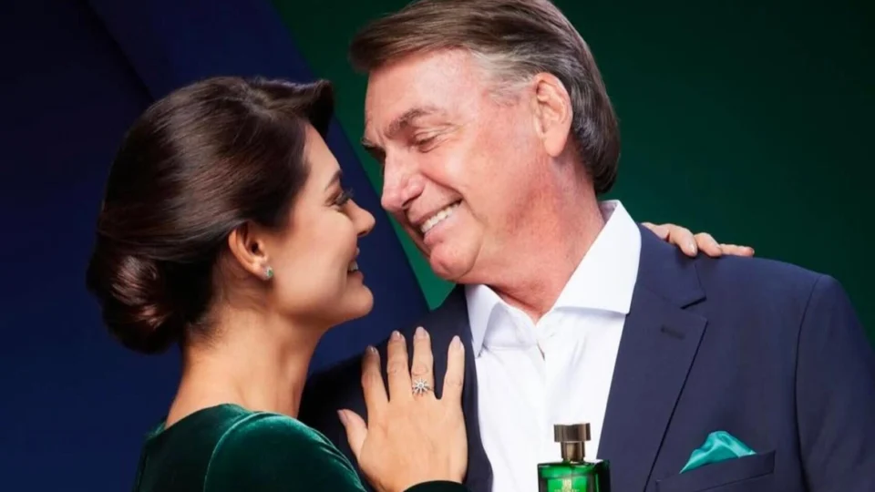 ‘Sou apaixonado pela minha esposa’, diz Bolsonaro em resposta à fala de Lula sobre amantes