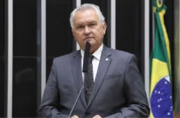 Saiba quem é o deputado condenado a pagar R$ 2 milhões por incentivar atos antidemocráticos