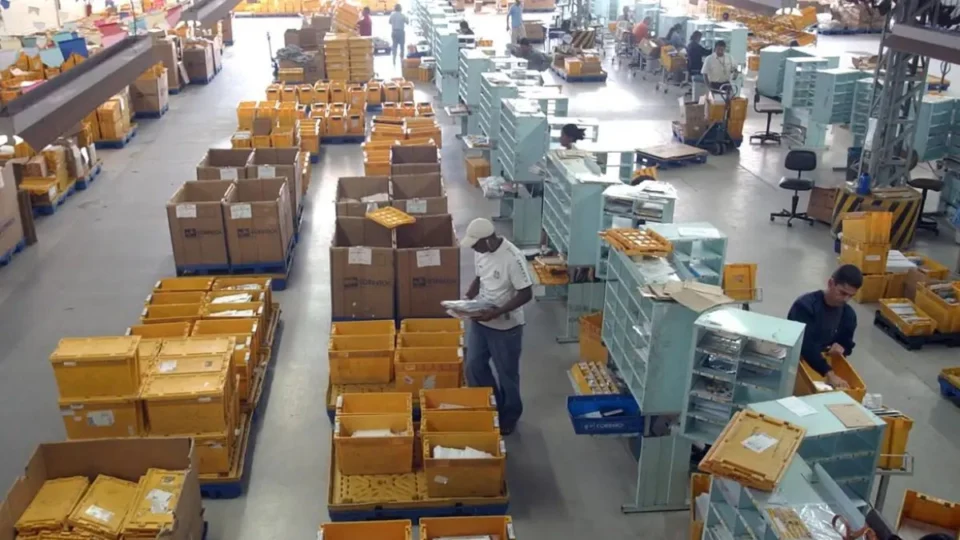 ‘Taxação das blusinhas’: Compras internacionais caem 11% em 2024