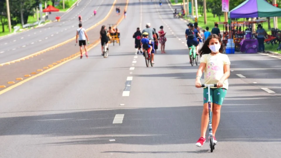 Confira as novas normas de uso do Eixão, espaço de lazer em Brasília