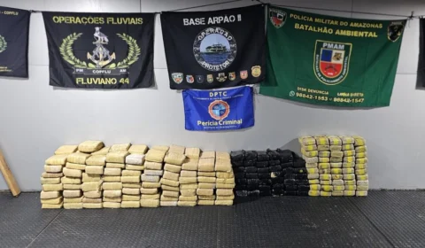 Base Arpão apreende 250 quilos de drogas no Rio Negro