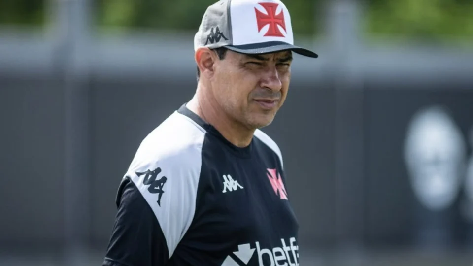 Carille convoca torcida do Vasco em Manaus para lotar a Arena da Amazônia