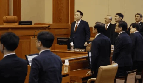 Presidente da Coreia do Sul é indiciado por insurreição após decretar Lei Marcial