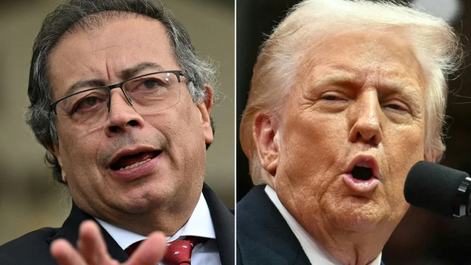 Presidente da Colômbia aceita os termos de Donald Trump sobre os imigrantes deportados