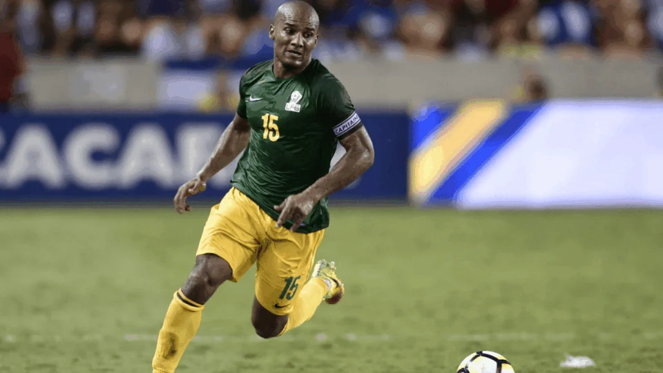 Ex-jogador do Chelsea vive experiência militar na Amazônia; confira