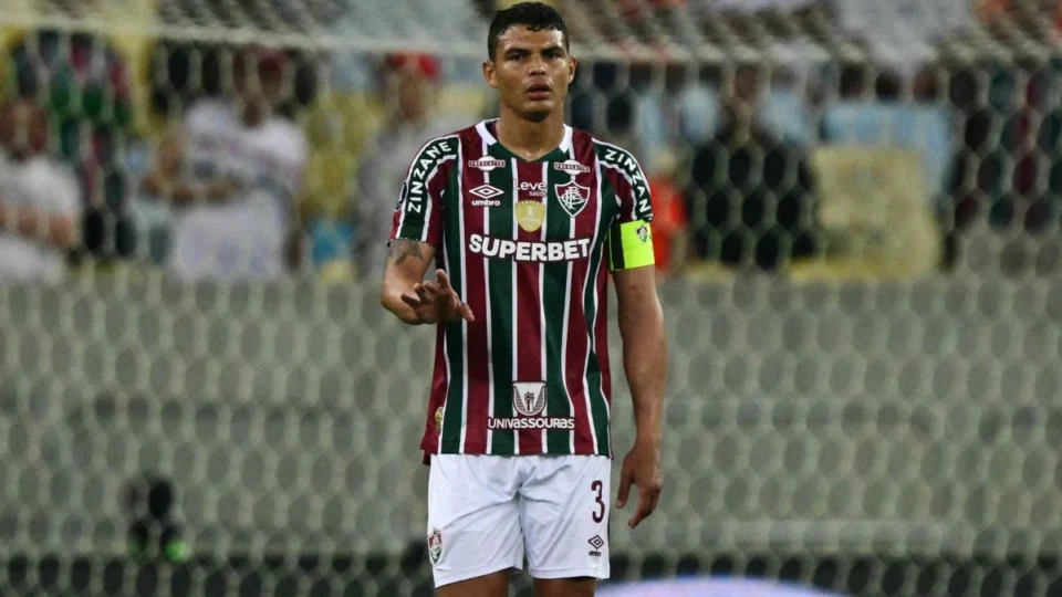 Onde assistir Fluminense x Vasco ao vivo? Equipes duelam no Maracanã